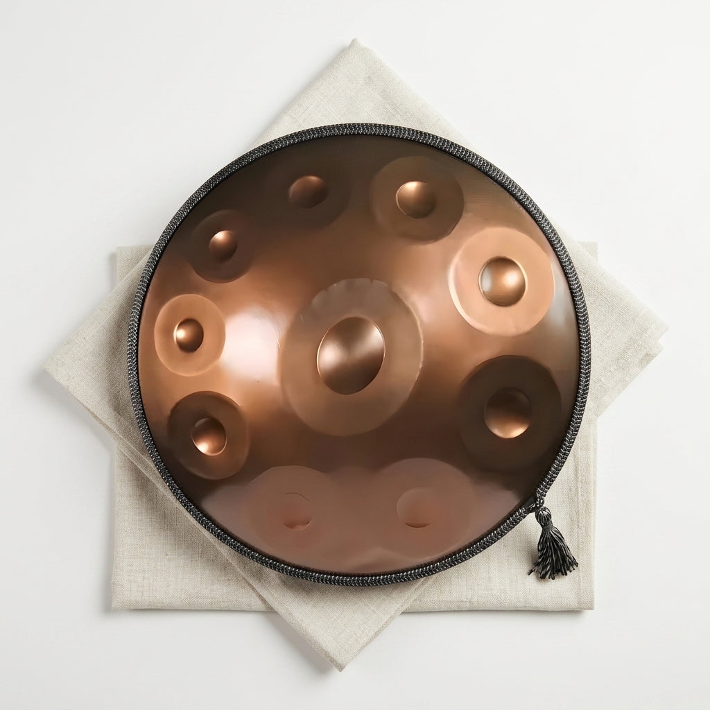 Handpan Aura Sacrée — Ré mineur (D Kurd) vu de dessus — disposition des notes