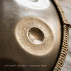 Acier traité à la main du Handpan Elysia — Ré mineur (D Kurd) — conçu pour durer